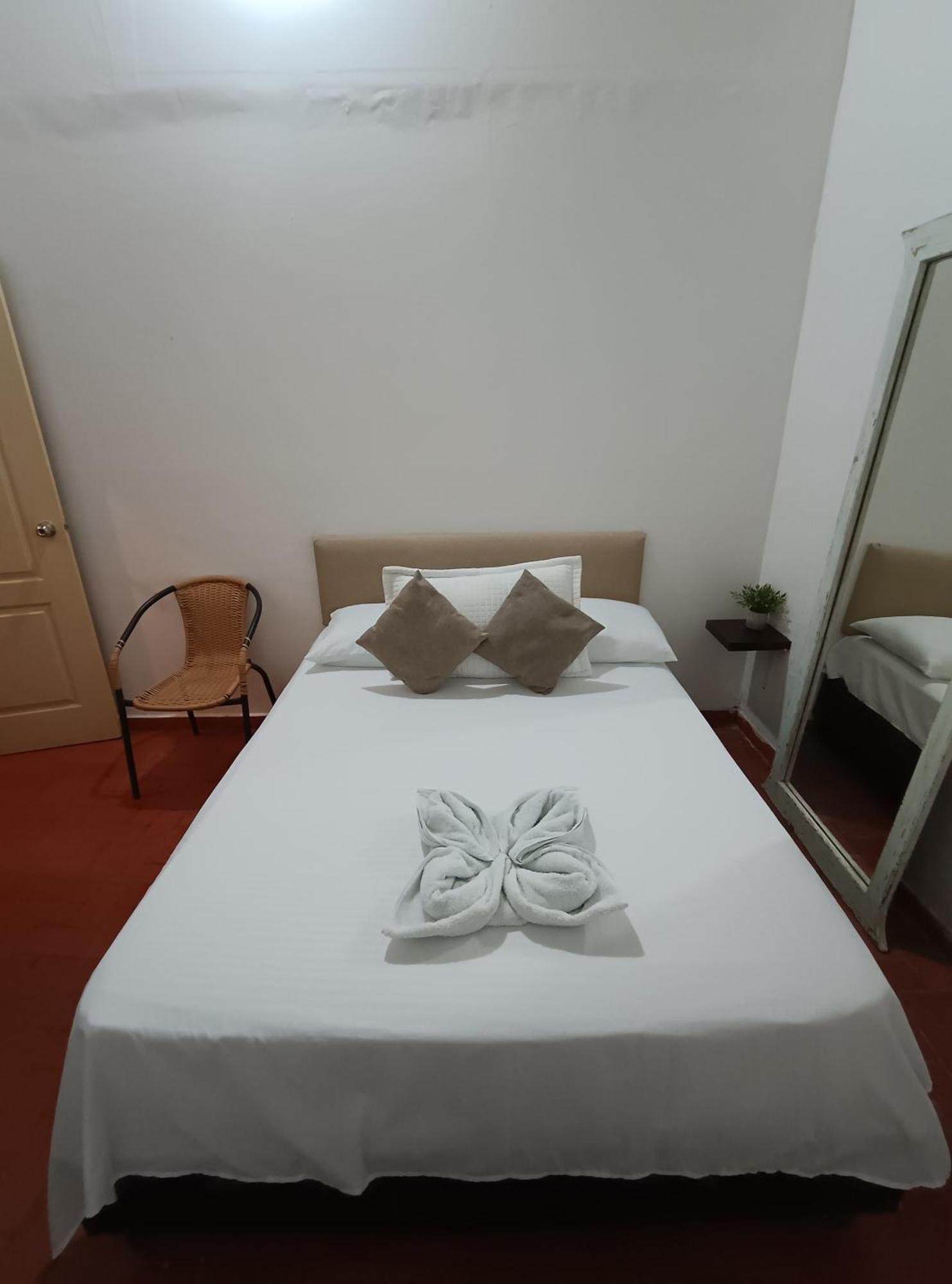 Lotus Central Hotel Santa Marta  Luaran gambar